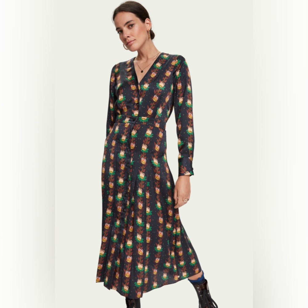 Scotch & Soda Vibrant Floral V-Neck Dress